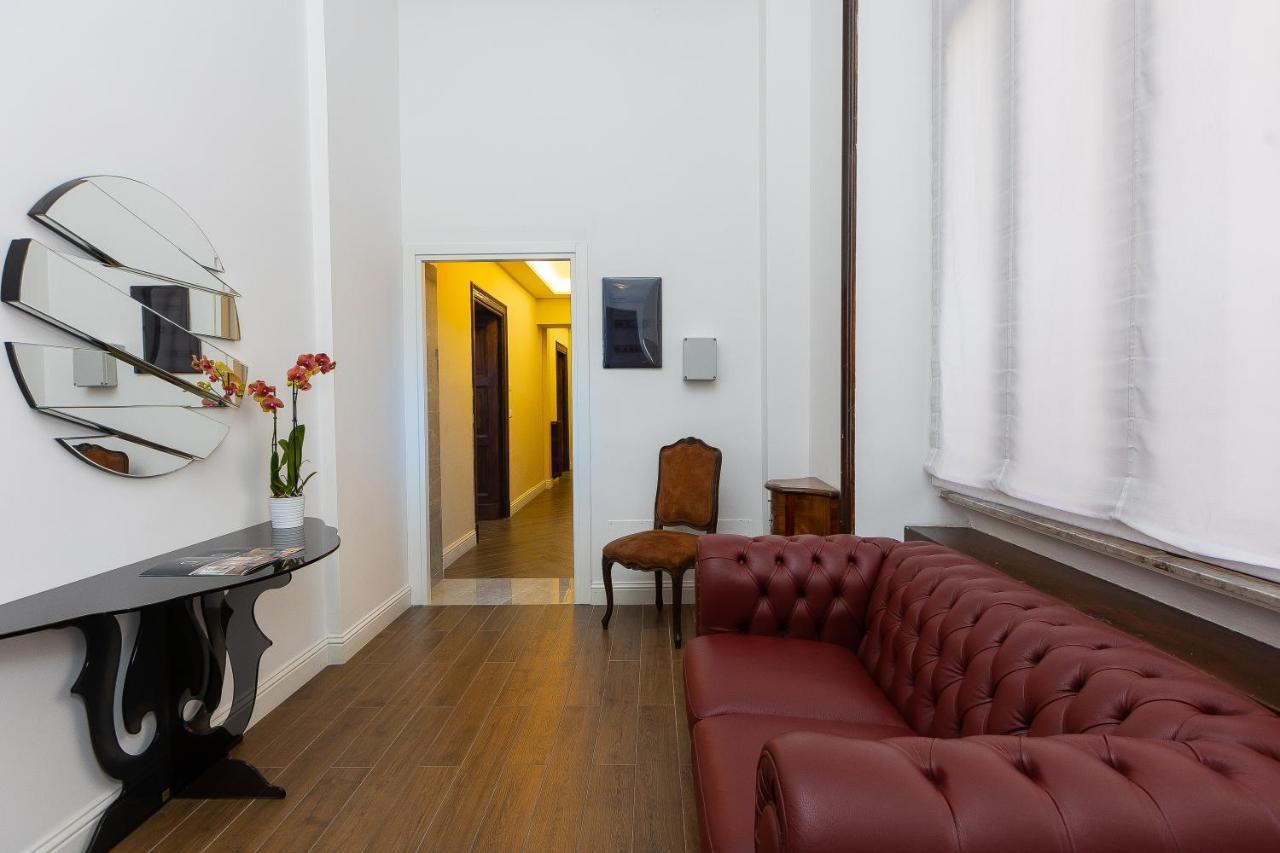 Spa Apartment Via Barberini Rome Luaran gambar