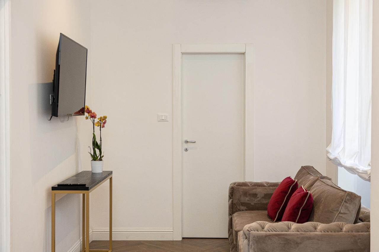 Spa Apartment Via Barberini Rome Luaran gambar
